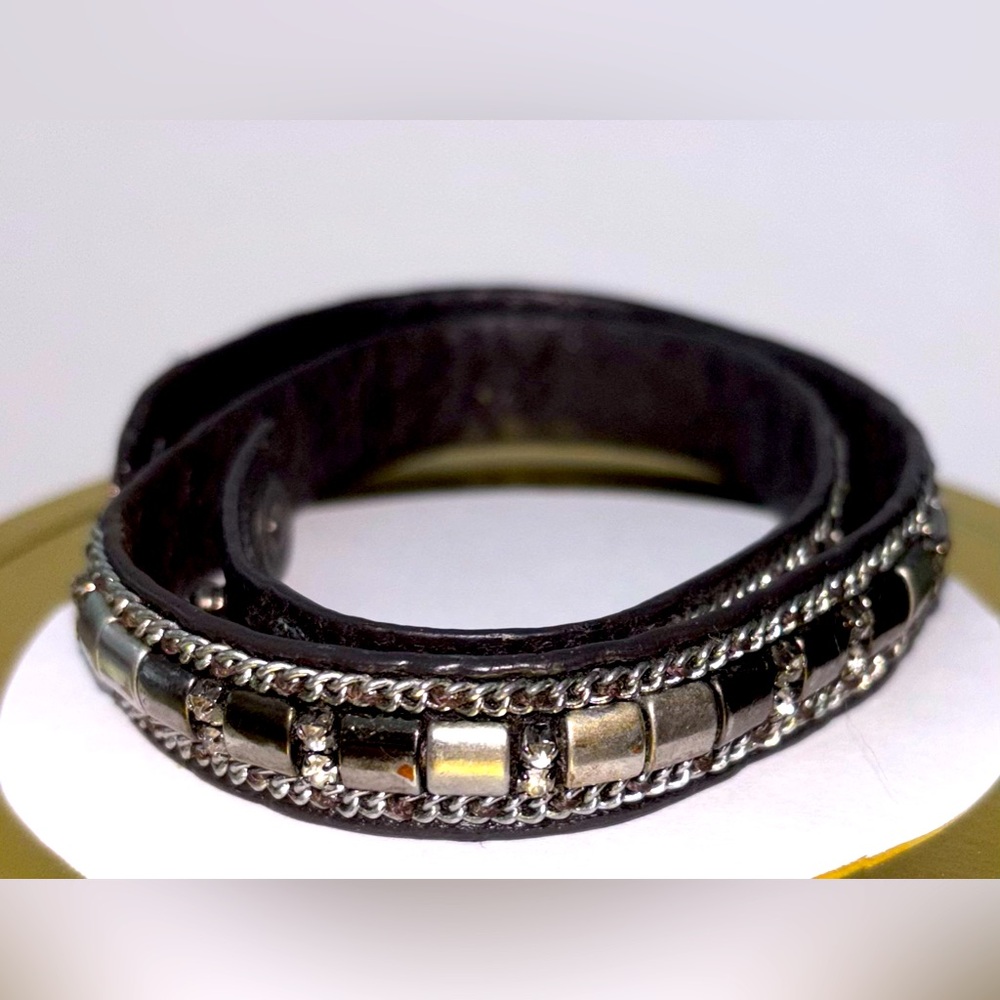 Stylish Black Leather Bracelet with Silver Accents